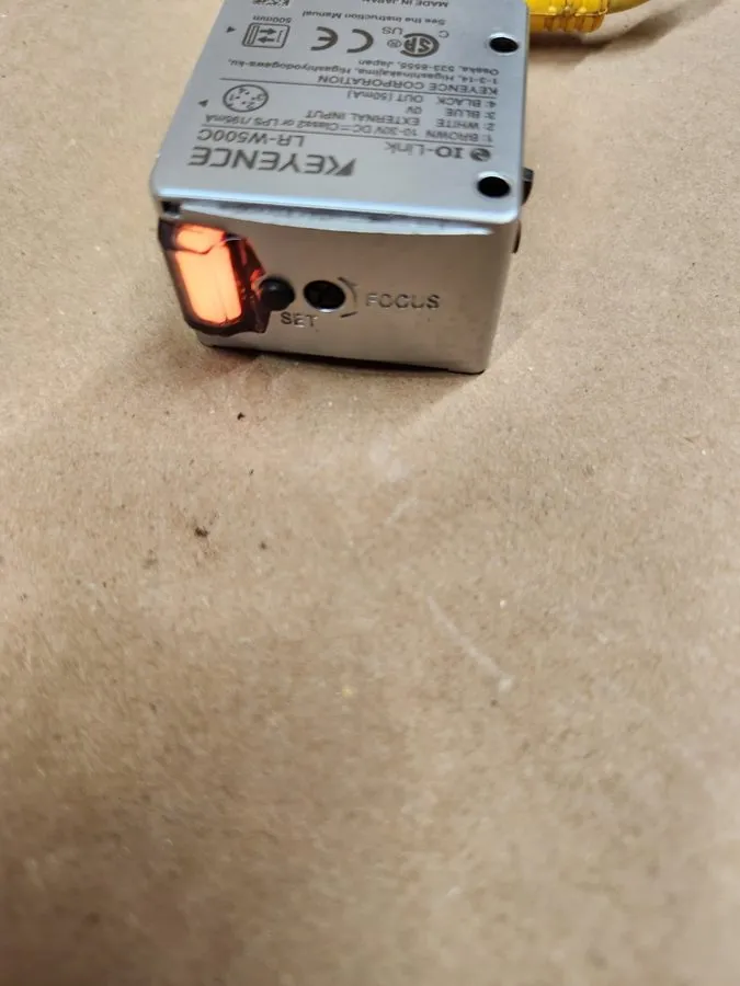 Датчик Keyence LR-W500C Full-Spectrum Sensor