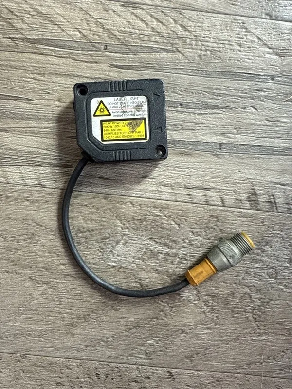 Фотоэлектрический датчик Banner Photoelectric Sensor Convergent mode Pd45Bp6C200 — фото лота 1