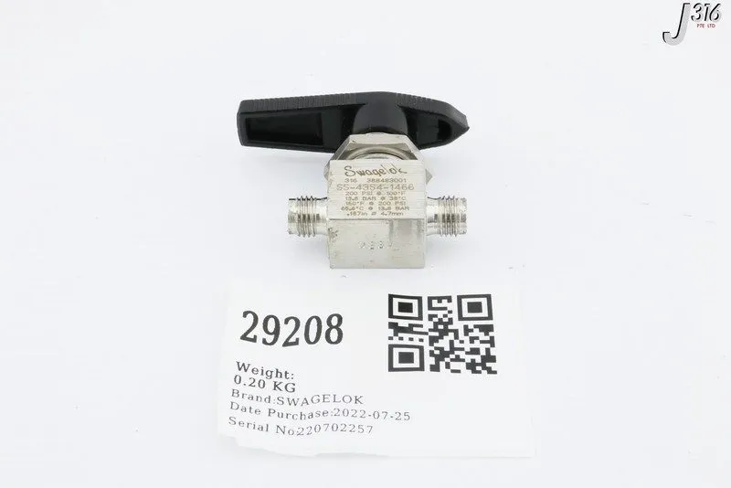 Клапан SWAGELOK SS-43S4-1466 Ball Valve 1/4" FNPT x 1/4" T, 131659