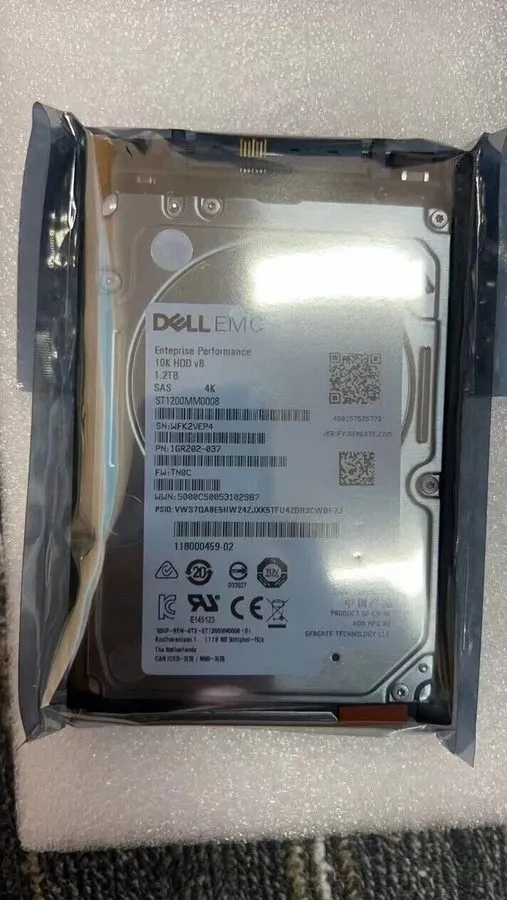 Жёсткий диск NewEMC UNITY 005051635 005051632 1.2TB 10K 12Gb 2.5" SAS HDD 005053
