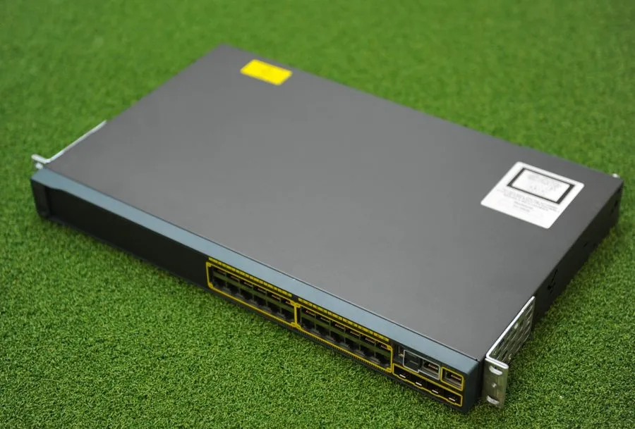 Коммутатор WS-C2960S-24TS-S CISCO Catalyst 2960-S Series 24 Port SI Switch