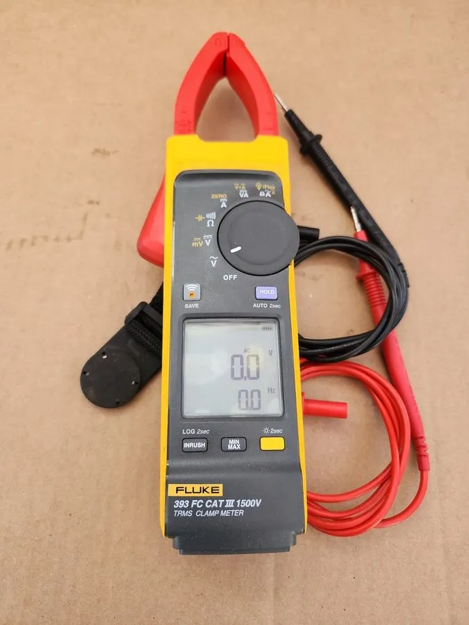 Тестер Fluke 393 FC True RMS Clamp Meter 1500V CAT III, Compact IP54 Rated