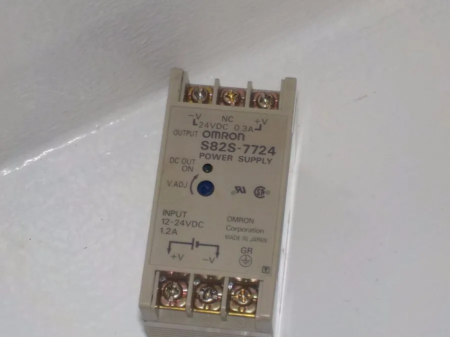 Блок питания OMRON S82S-7724 DIN RAIL POWER SUPPLY