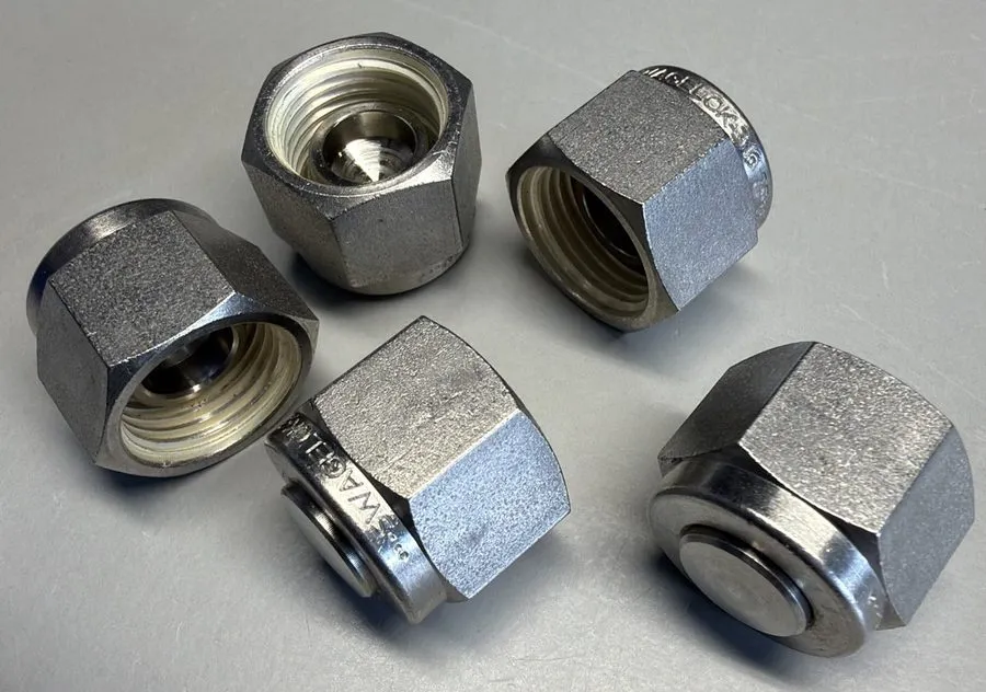 Фитинг 5 Swagelok Stainless Steel Tube Plug Fitting, 3/8" Tube, SS-600-P