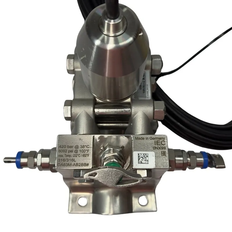 Датчик давления Endress+Hauser Deltabar PMD75 Pressure Transmitter Valve DA63M-A — фото лота 2
