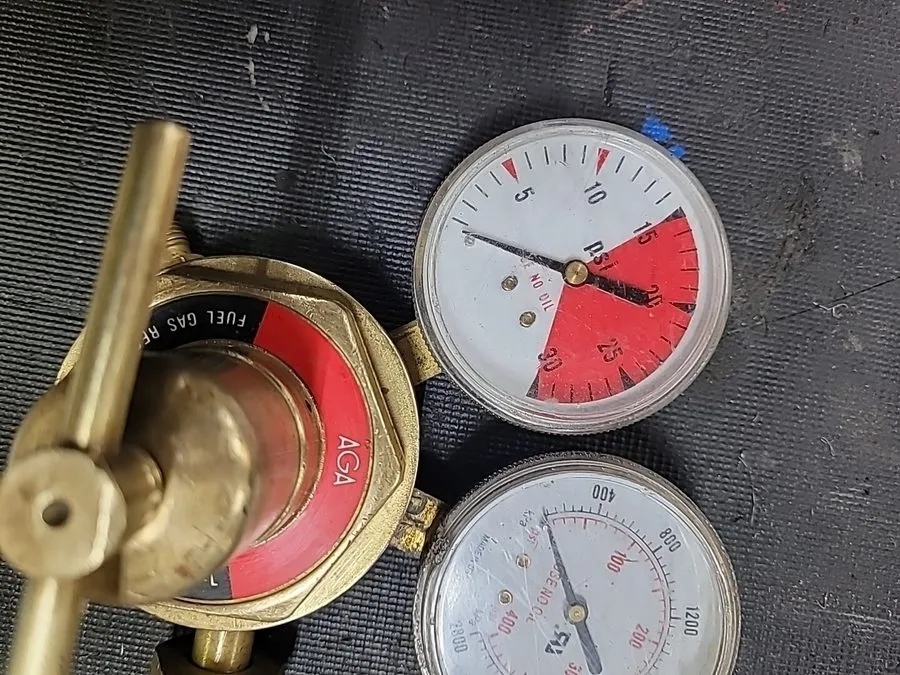 Трубопроводная арматура AGA # 350-40-510LP Liquid Petro Gas Regulator Gas Only M