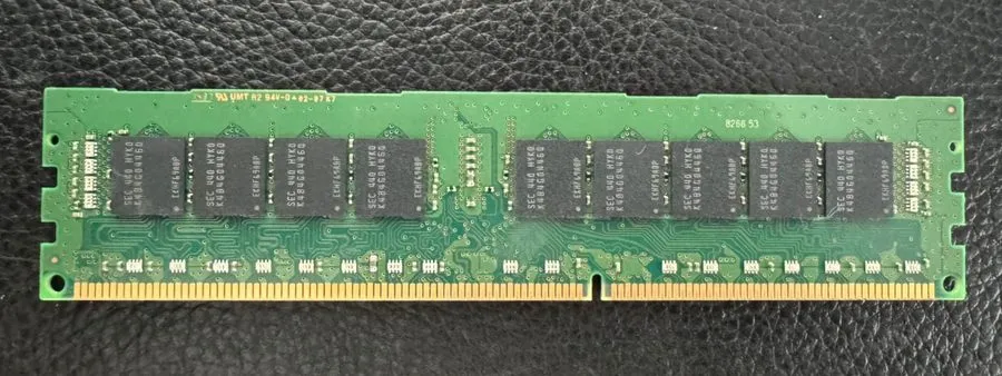Модуль памяти Samsung 8GB 1Rx4 PC3L-12800R-11-12-C2-D3 M393B1G70QH0-YK0 DDR3 ECC — фото лота 1