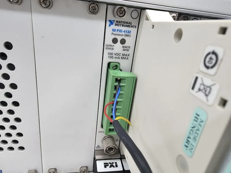 Тестер National Instruments PXI-4132