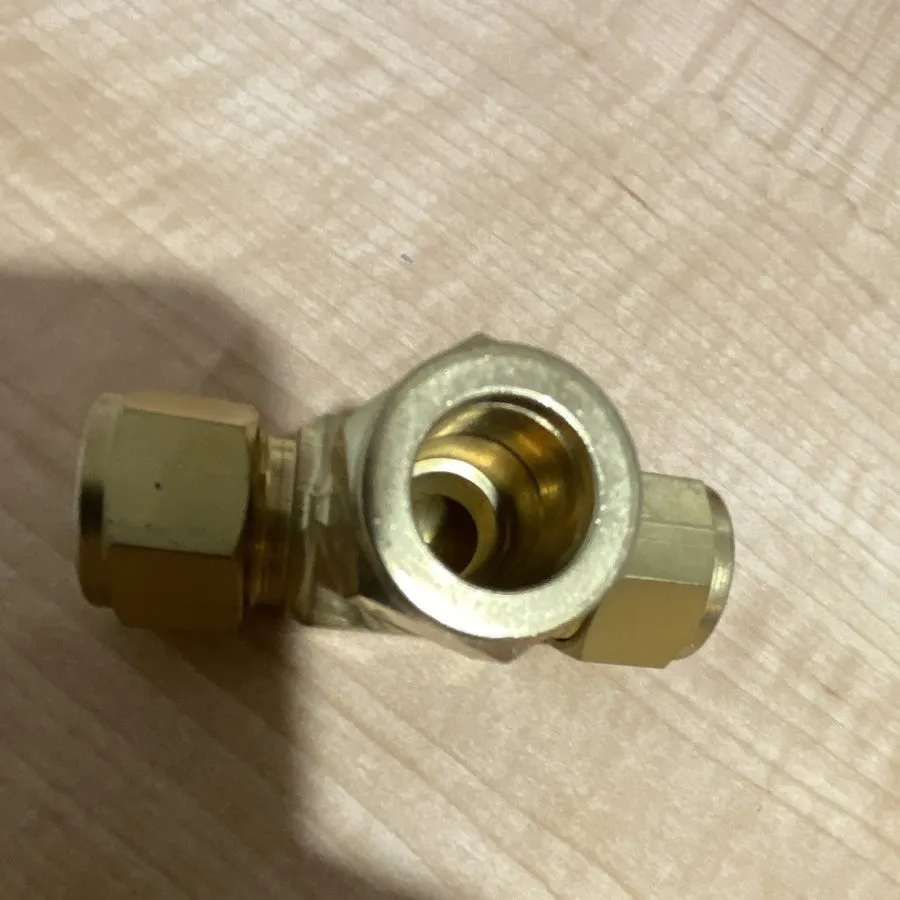 Фитинг Swagelok SS-400-3 Stainless Steel Swagelok Tube Fitting FNSP