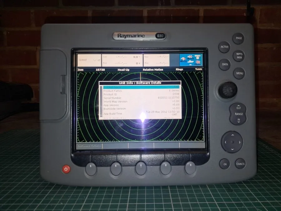 Картплоттер Raymarine E80 E02011 MFD Chartplotter Fishfinder Radar Sonar Classic