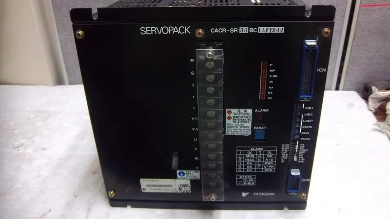 Сервопривод Yaskawa servopack CACR-SR30BC1AFY244
