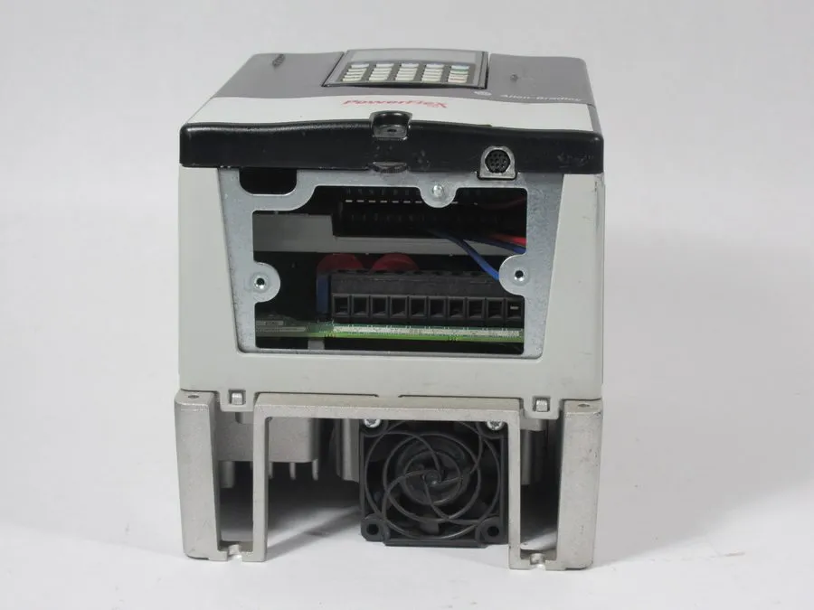 Частотный преобразователь Allen-Bradley 20AD5P0A0AYNNNC0 Ser.