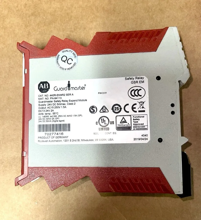 Реле безопасности Allen-Bradley Guardmaster GSR EM Safety Relay 440R-EM4R2 Ser A