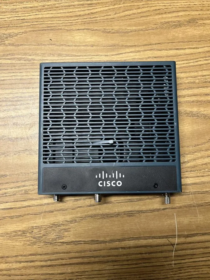 Маршрутизатор Cisco 819 1-Port 10/100 Wired Router (C819G-4G-A-K9)