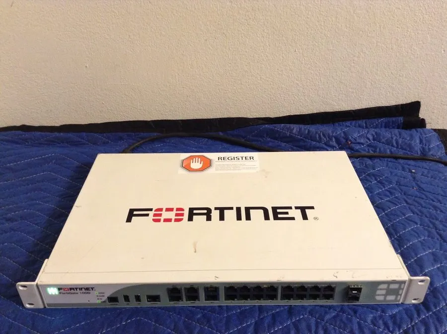 Межсетевой экран Fortinet FortiGate 100D 16 Port Security Appliance FG-100D