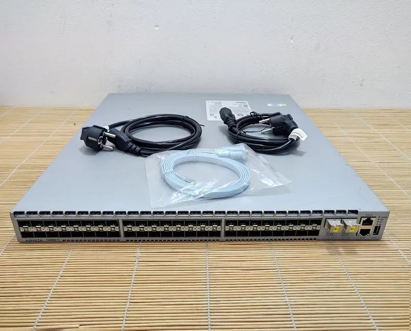 Коммутатор Arista DCS-7280SE-72-R 48 x 1/10GB SFP 2 x 100GB MXP Port Ethernet Sw
