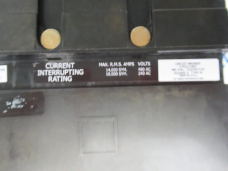 Автоматический выключатель Square D FA340401021, 40 Amp, 480V, 3P, W/ Shunt, Bla — фото лота 1