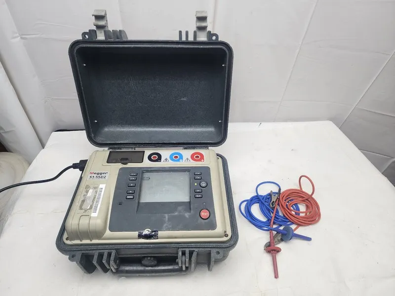 Тестер Megger S1-552/2 Insulation Resistance Tester #H588CC YD — фото лота 1