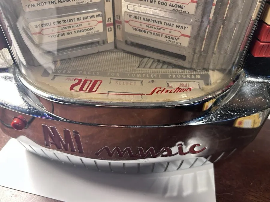 Аккумулятор AMI WQ-200 Jukebox Wallbox, Beautiful Chrome And Intact Plexi — фото лота 4
