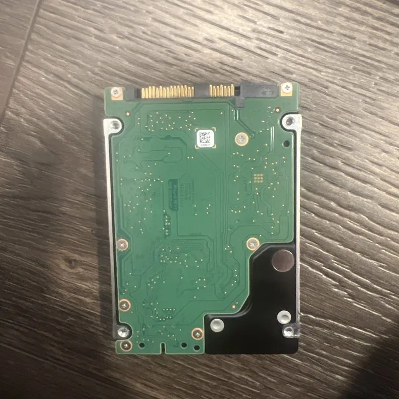 Жёсткий диск Seagate Exos 10E2400 ST900MM0009 900GB 2.5" 10K RPM SAS HDD ( ST600 — фото лота 2