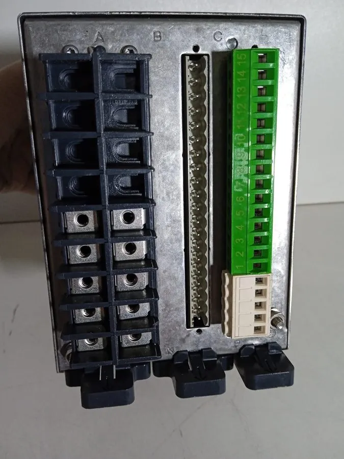 Реле защиты Powerlogic P5U20 Protection Relay Schneider Electric — фото лота 1