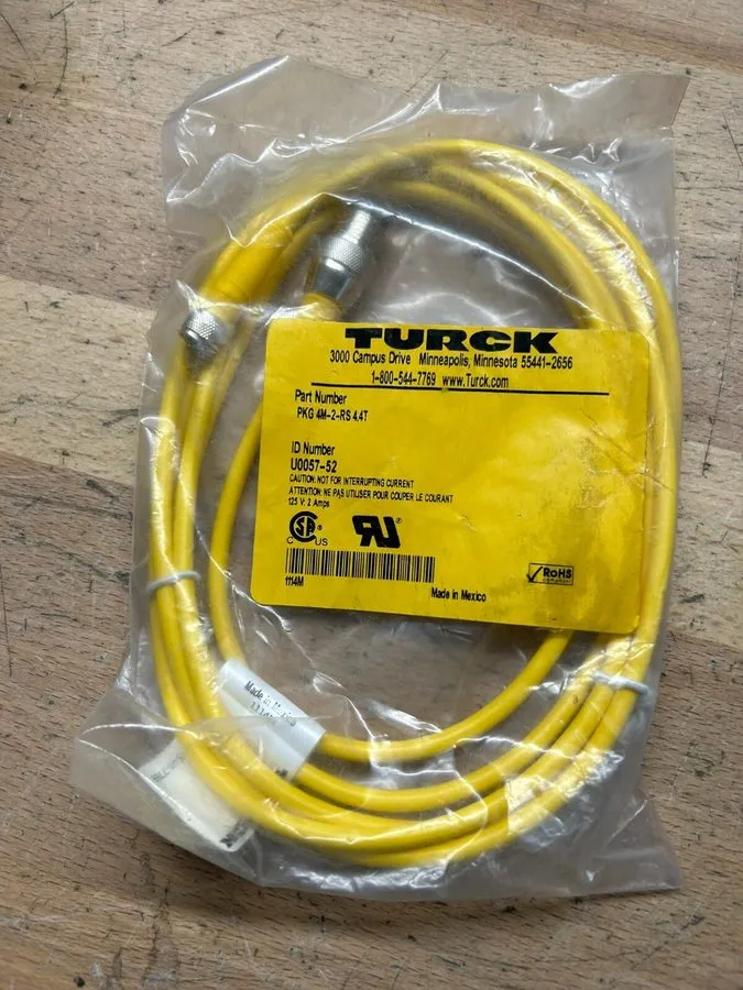 Соединительный кабель Turck 125V 2A M12 Male to 4-Pin M8 Female 3-Wire Cordset P
