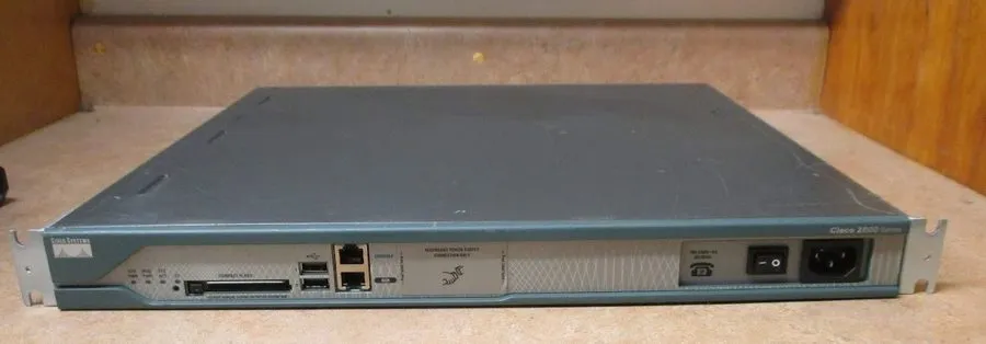 Маршрутизатор Cisco 2851 Gigabit 2-Port 10/100 Wired Router w/ WIC-1DSU-T1-V2