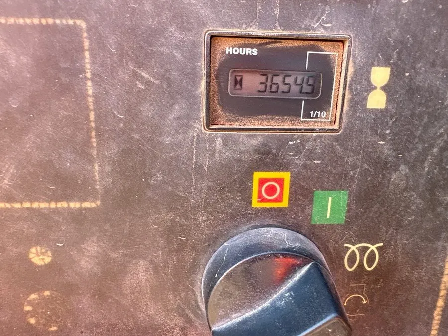 Компрессор 4711- 2005 Ingersoll Rand P175WJDU Skid-Mounted Air Compressor — фото лота 4