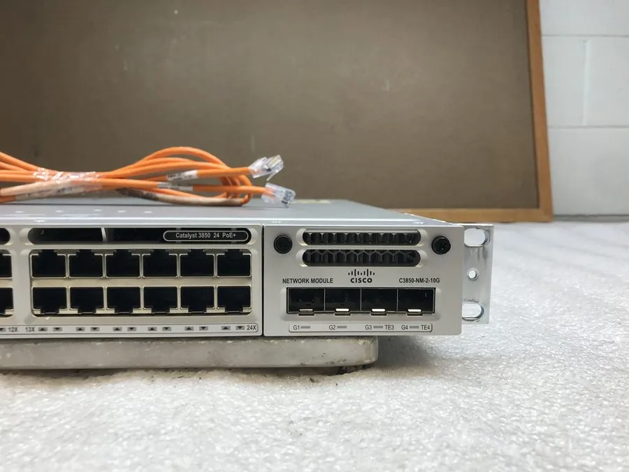 Коммутатор Cisco Catalyst WS-C3850-24P-S Switch 24 Port Gigabit PoE+ 715W