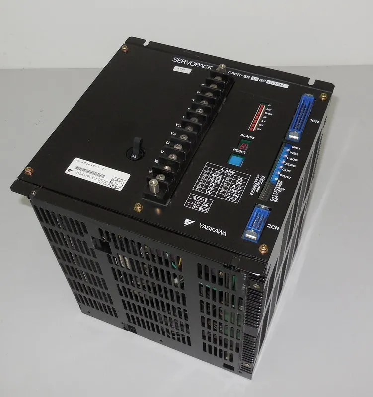 Сервопривод Yaskawa servopack CACR-SR30BC1AFY244