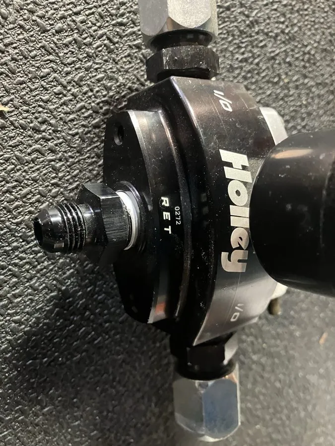 Трубопроводная арматура Holley 12-846 HP Billet EFI By Pass Fuel Pressure Regula