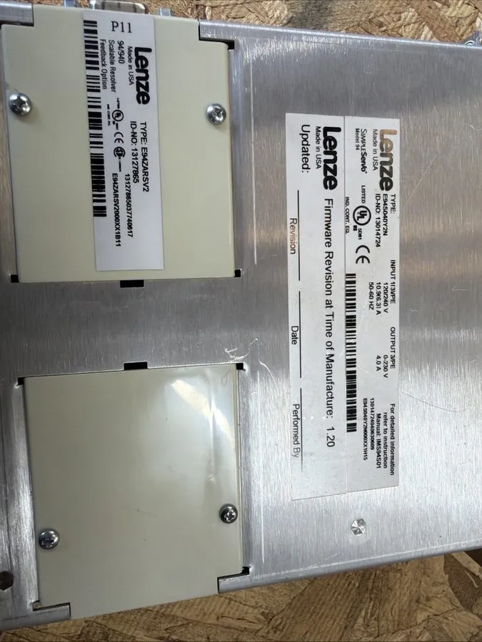 Сервопривод Lenze E94s040y2n Digital Servo 94 Drive Simple Servo Output 4 Amp 0- — фото лота 2