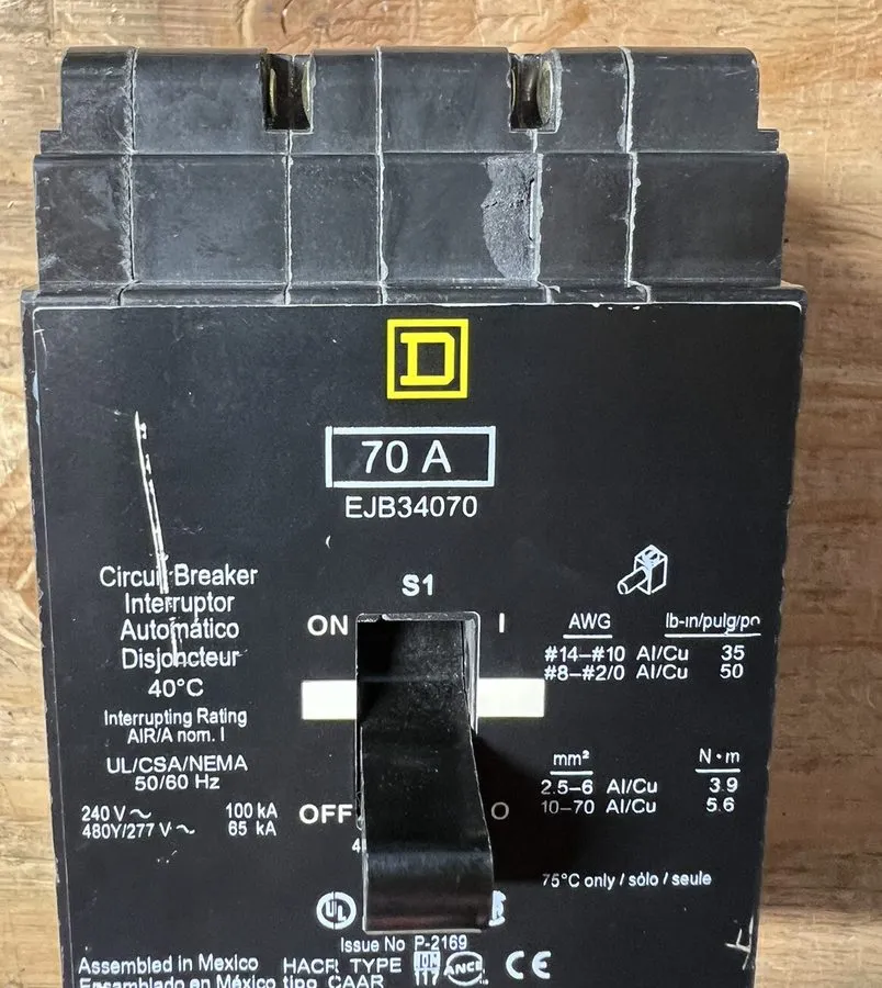 Автоматический выключатель Square D EJB34070 3 Pole 70 Amp 480V Circuit Breaker 