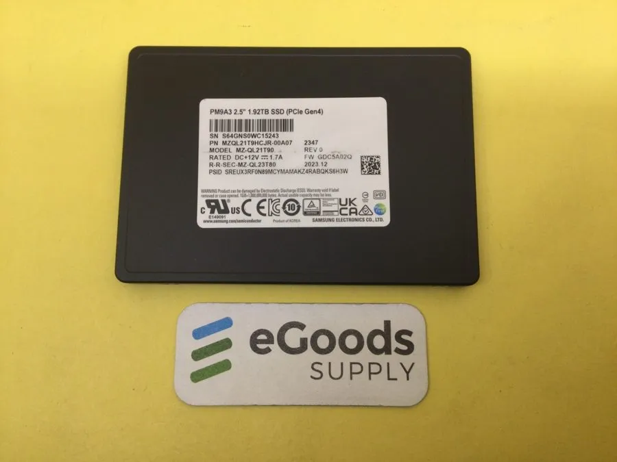 SSD-накопитель Samsung PM9A3 1.92TB U.2 SSD PCIE 4.0 NVME MZ-QL21T90 MZQL21T9HCJ