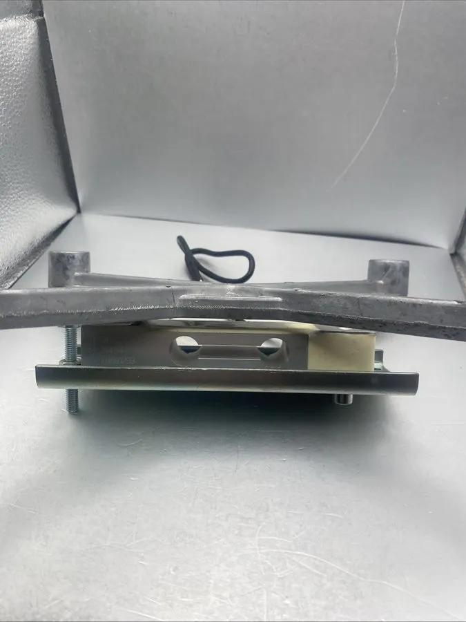 Тензодатчик ZEMIC NTEP L6D 35kg C3 0.4B load cell IP65 With Cable Ava Weight 334 — фото лота 1