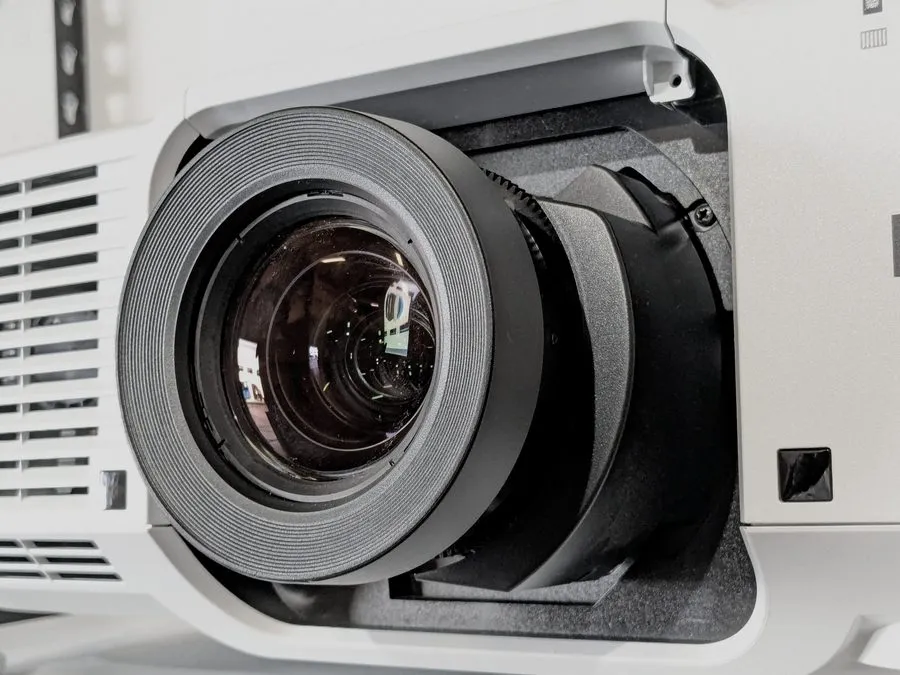 Проектор EPSON LASER PROJECTOR EB-PU1007W HOURS 3005 — фото лота 2