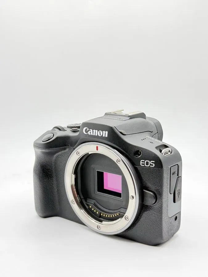 Фотокамера Canon EOS R100 EOS R Mirrorless 24.1MP Black w/ RF-S 18-45mm Lens