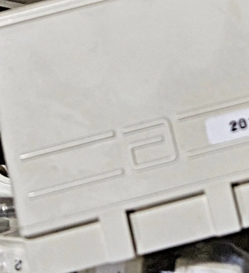 Анализатор Abbott Chemistry Analyzer Sample Carrier Racks 78850-102 5-Tube Ports — фото лота 2