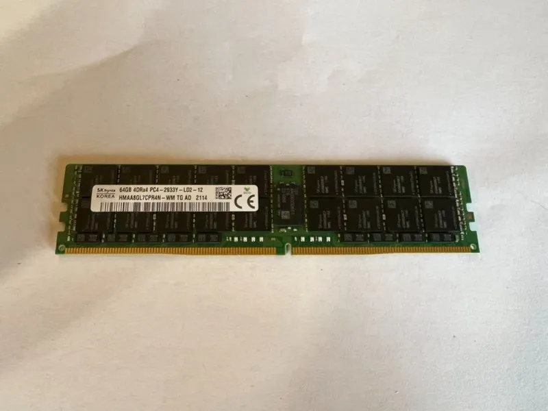 Модуль памяти Hynix 64GB DDR4 2933MHz PC4-2933Y LRDIMM Server RAM HMAA8GL7CPR4N-