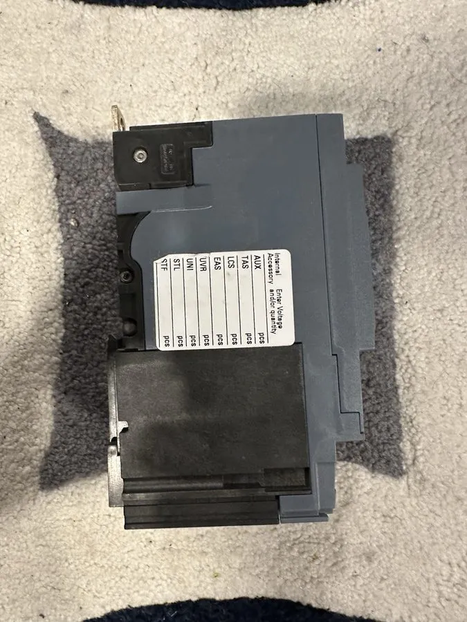 Автоматический выключатель SIEMENS 3VA4120-5ED34-0AA0 ,CIRCUIT BREAKER, 3P/20A / — фото лота 1