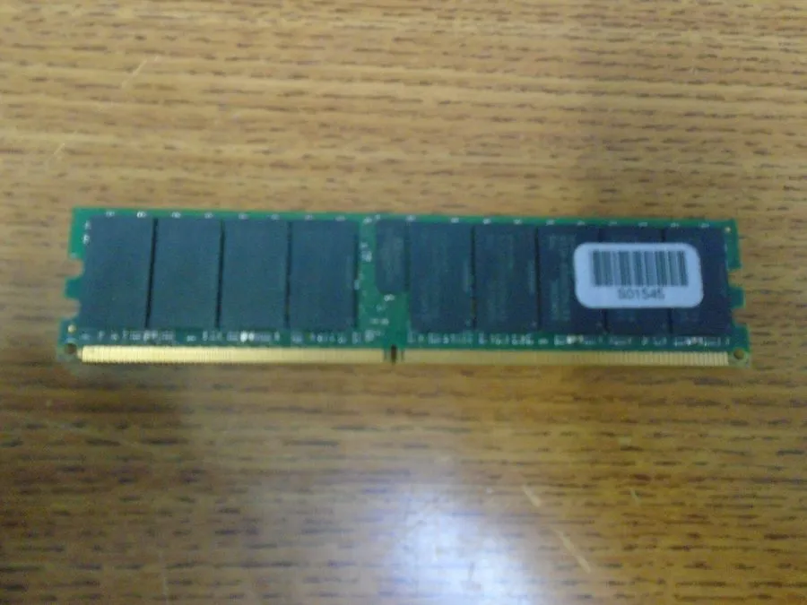 Сервер Samsung 80GB (10x8GB) 2Rx4 PC2-5300P RAM M393T1K66AZA-CE6