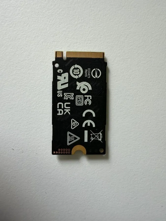 SSD-накопитель Samsung PM991a 128GB NVMe PCIe Gen3 x4 M.2 2242 SSD (MZ-ALQ128B) — фото лота 1