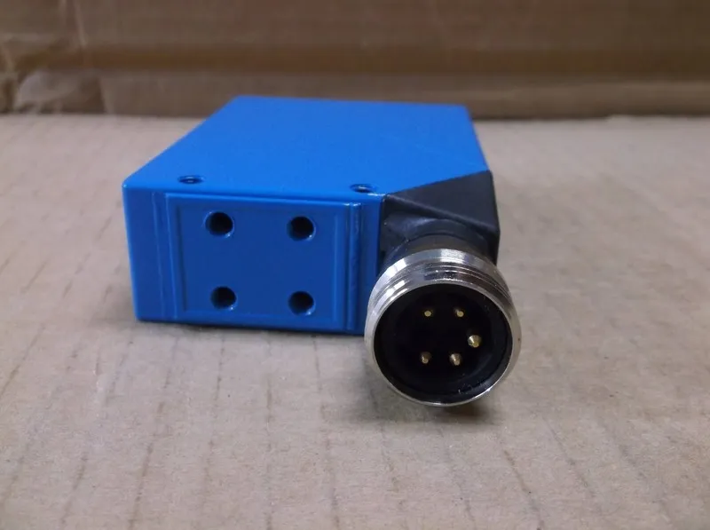 Датчик приближения SICK WT24-2R548 Proximity Sensor Photoelectric 1 018 318