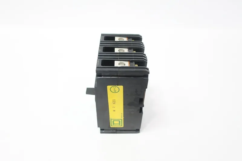 Автоматический выключатель SQUARE D FAL34070 70 AMP 480V 3 POLE CIRCUIT BREAKER 