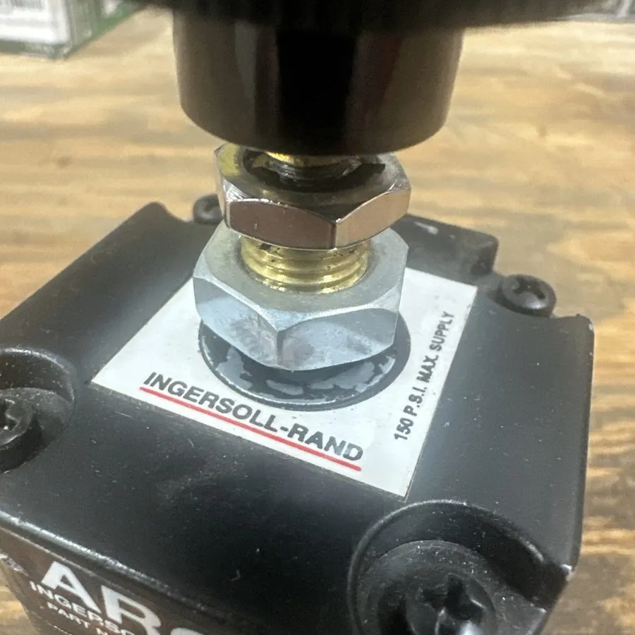 Трубопроводная арматура ARO Ingersoll Rand PR4021-100 Pressure Regulator Outlet — фото лота 2