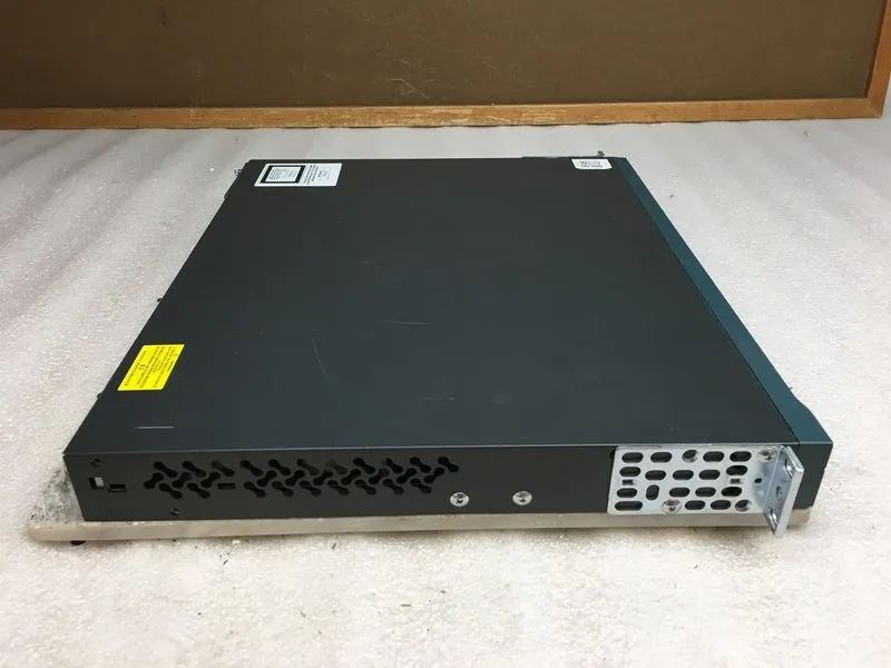 Коммутатор Cisco Catalyst 2960-S 48 port Gigabit Switch PoE+ 370W WS-C2960S-48LP — фото лота 4
