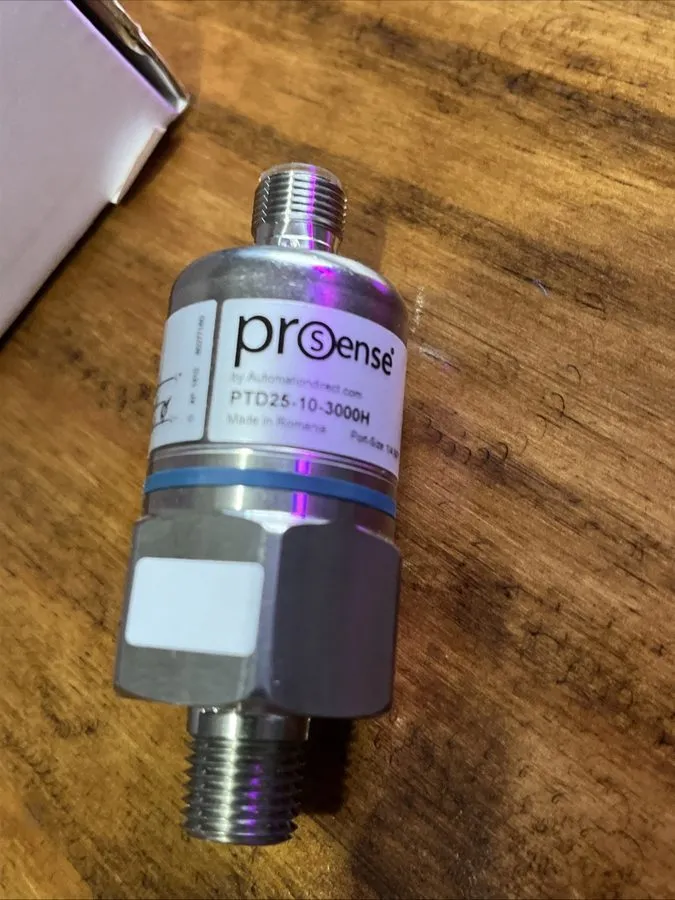Датчик давления Prosense Pressure Transmitter 3000psi 0-10V. 1/4 NPT Male. PTD25
