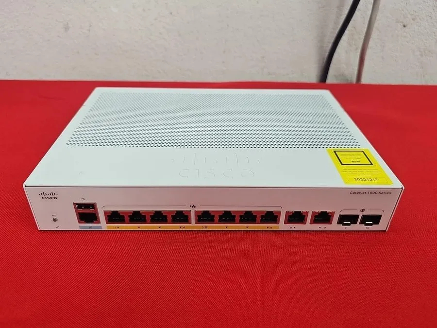 Коммутатор Cisco Catalyst C1000-8FP-E-2G-L Ethernet Network Switch