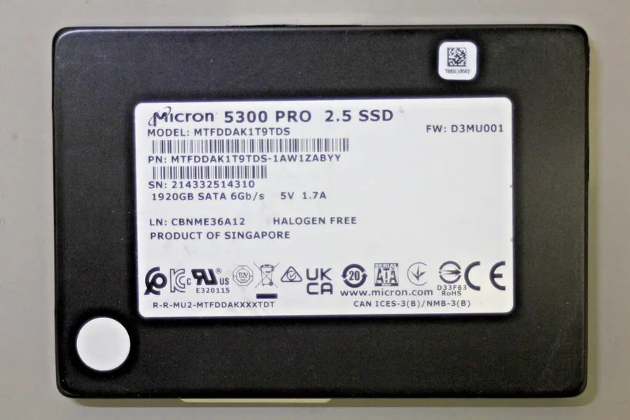 SSD-накопитель Micron 5300 PRO 1.92TB 2.5" SATA SSD MTFDDAK1T9TDS with low life 