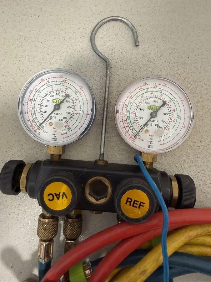 Манометрический коллектор REFCO BM4-3-DS-CLIM 4-Way HVAC Refrigeration Manifold — фото лота 1